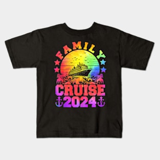 Family Cruise 2024 Making Memories Family Vacation 2024 Kids T-Shirt